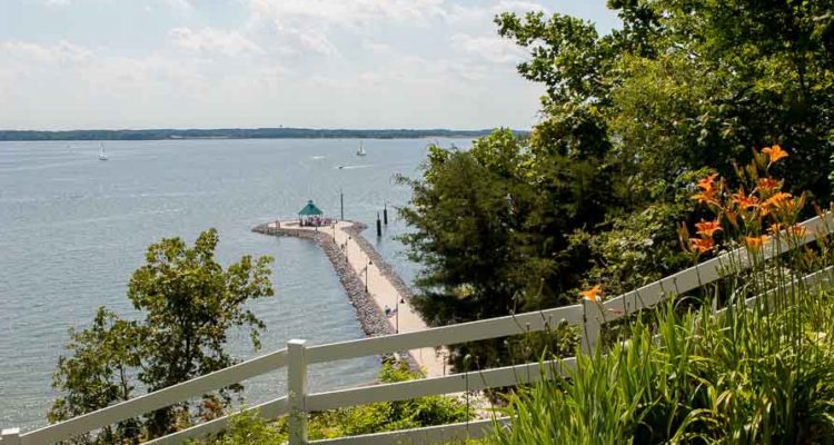 Image of the lake from Lighthouse Landing.